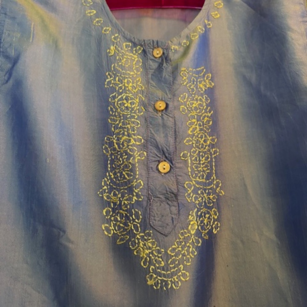 Silk Tunic shirt - Green - Size L